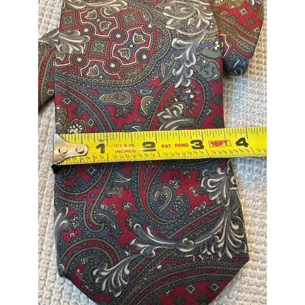 Bill Blass Mens Silk‎ Necktie Red Olive Green Gold Paisley Medallion Vintage Tie